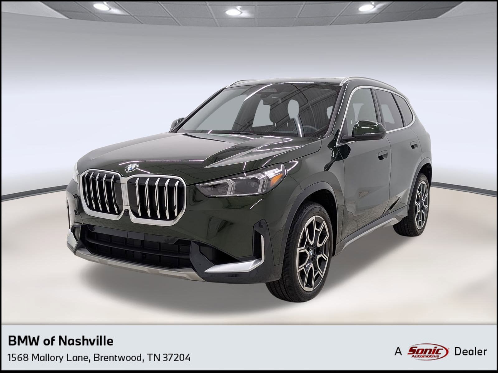 2025 BMW X1 28i's photo
