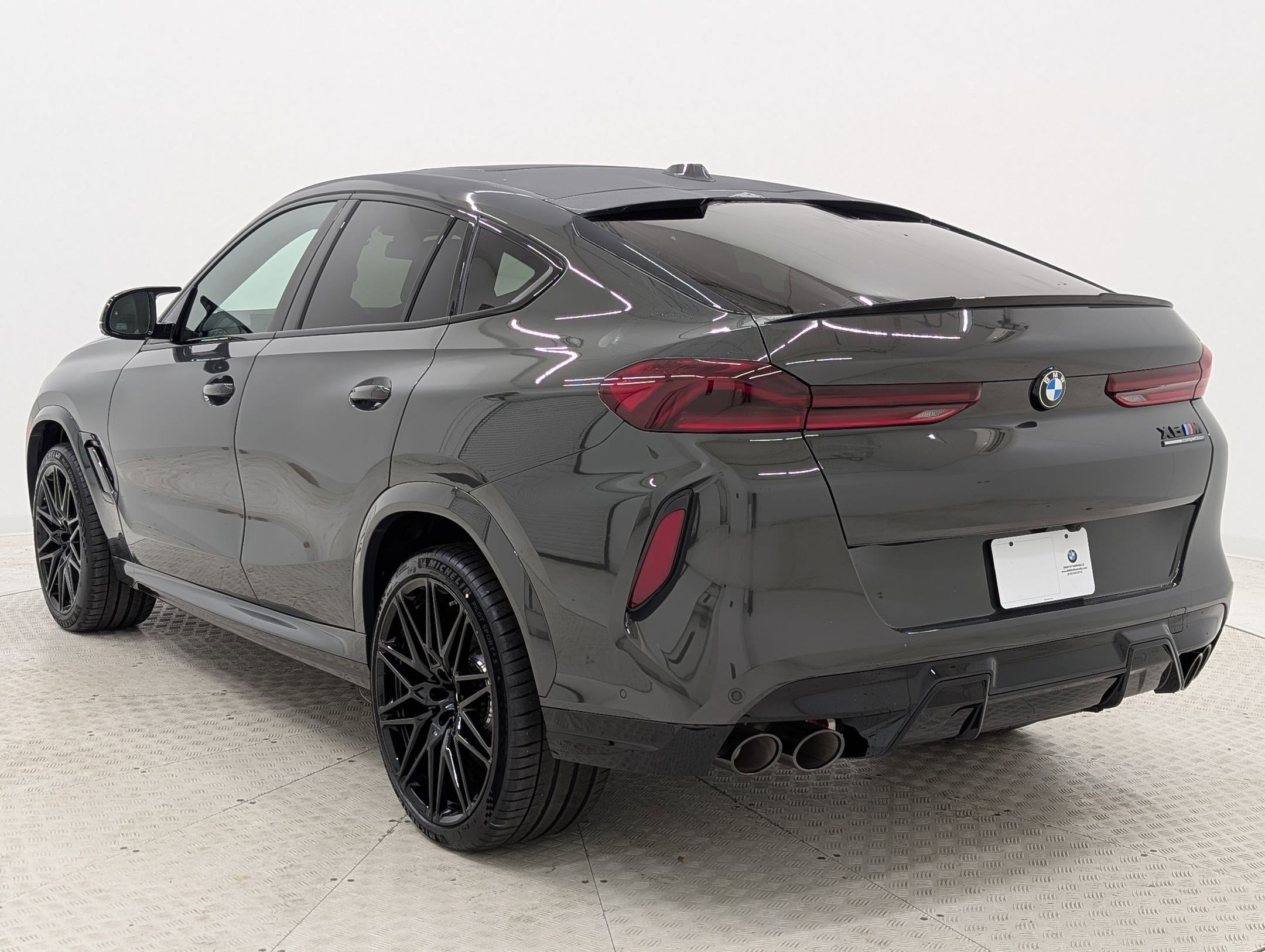 2026 Bmw X6 photo 2