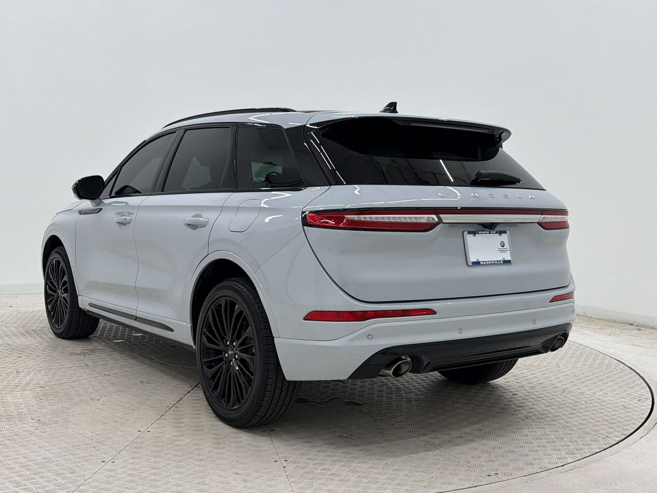 Corsair Premiere SUV