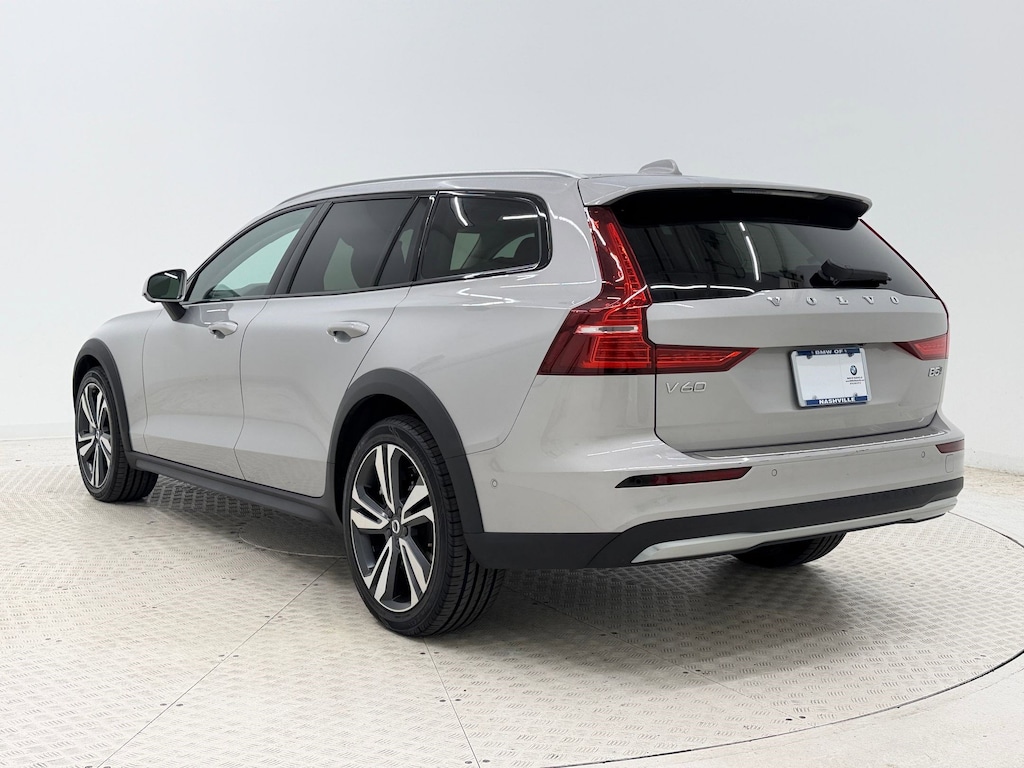 Used 2025 Volvo V60 Cross Country Plus Wagon