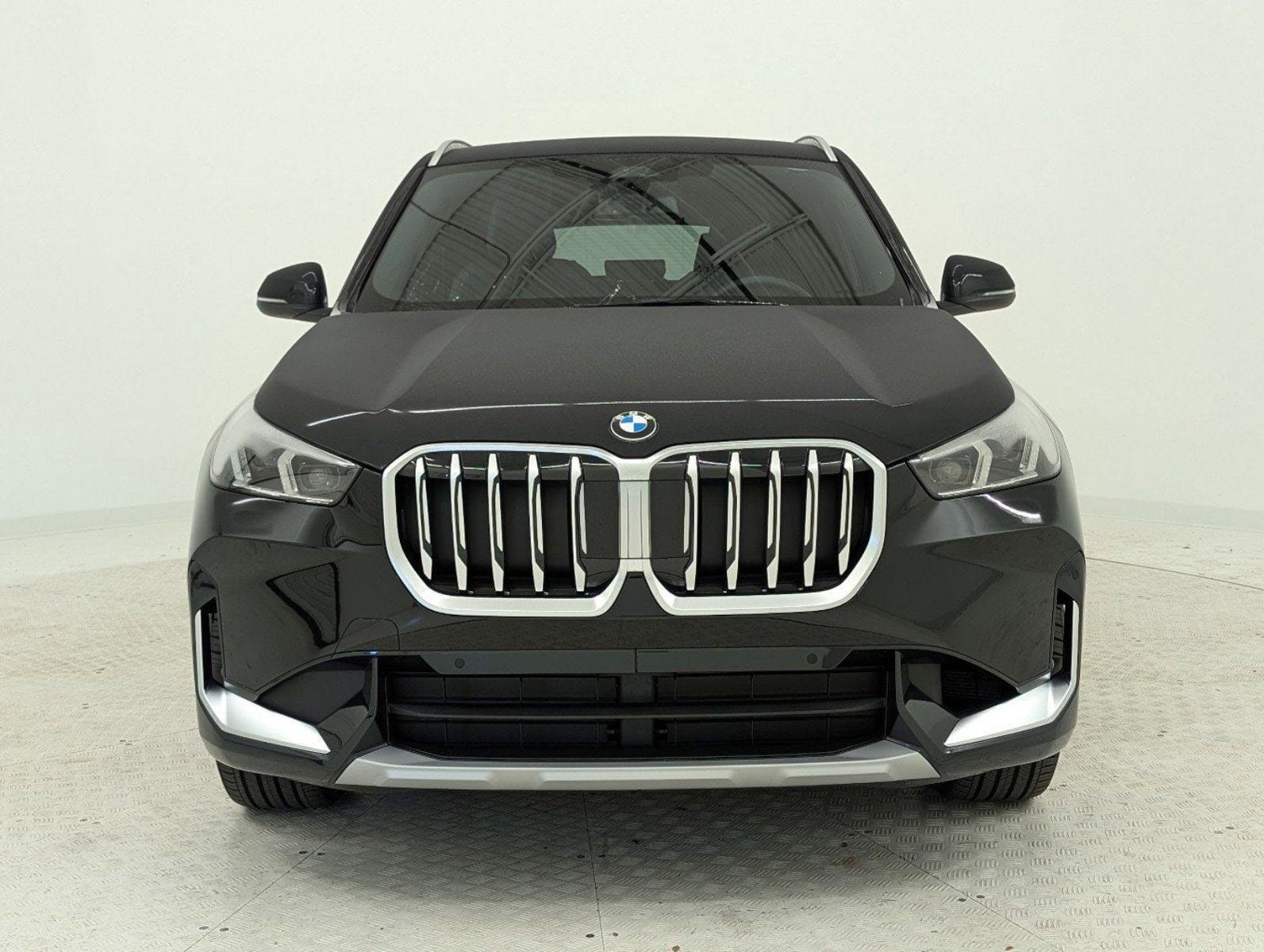 2025 BMW X1 28i - Photo 6
