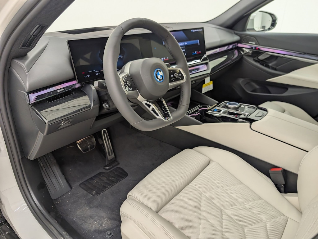 New 2026 BMW i5 xDrive40 Sedan
