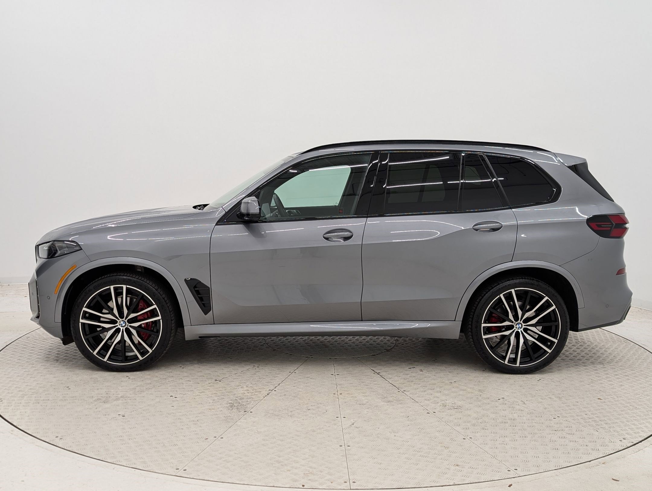 2024 Bmw X5 xDrive40i photo 2