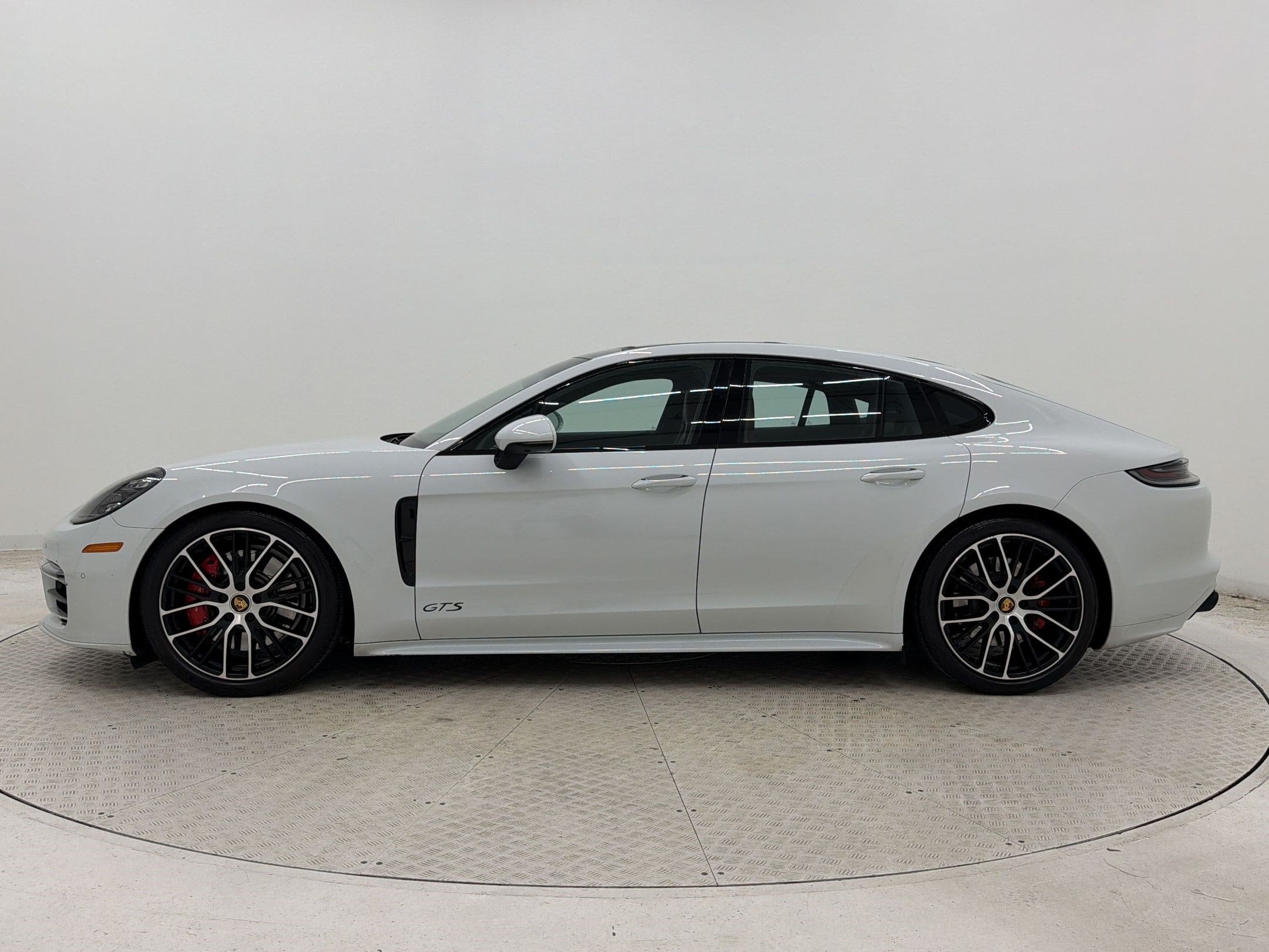 Panamera GTS Hatchback