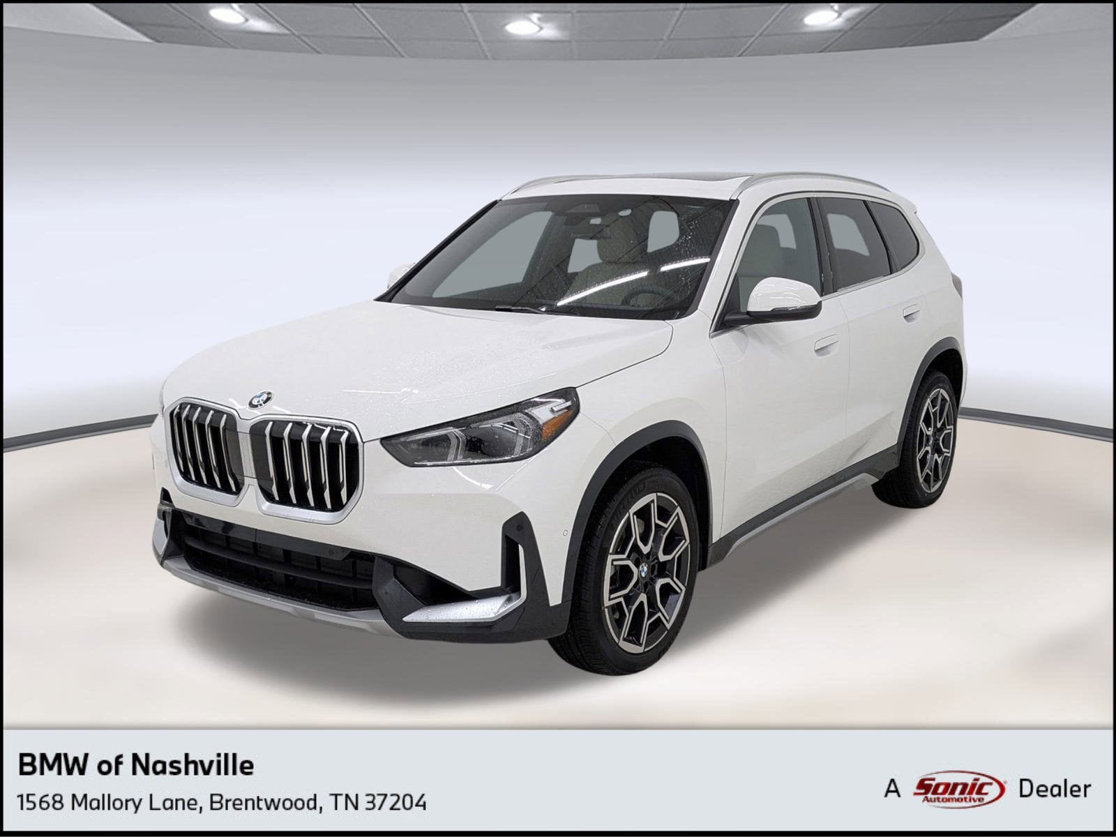 2025 BMW X1 28i's photo