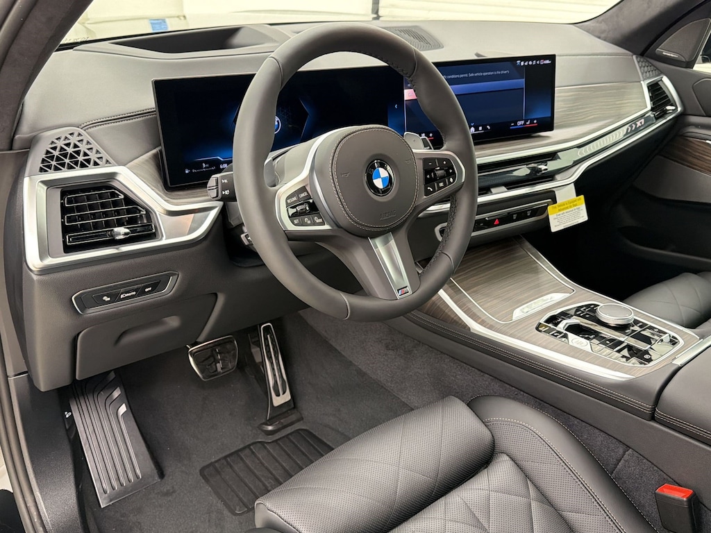 New 2027 BMW X7 xDrive40i SUV