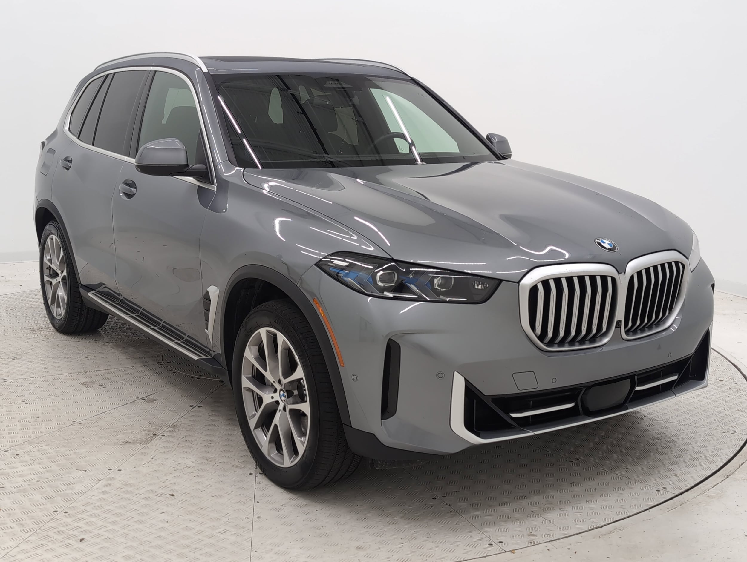 Used 2024 BMW X5 40i with VIN 5UX13EU07R9U28593 for sale in Nashville, TN