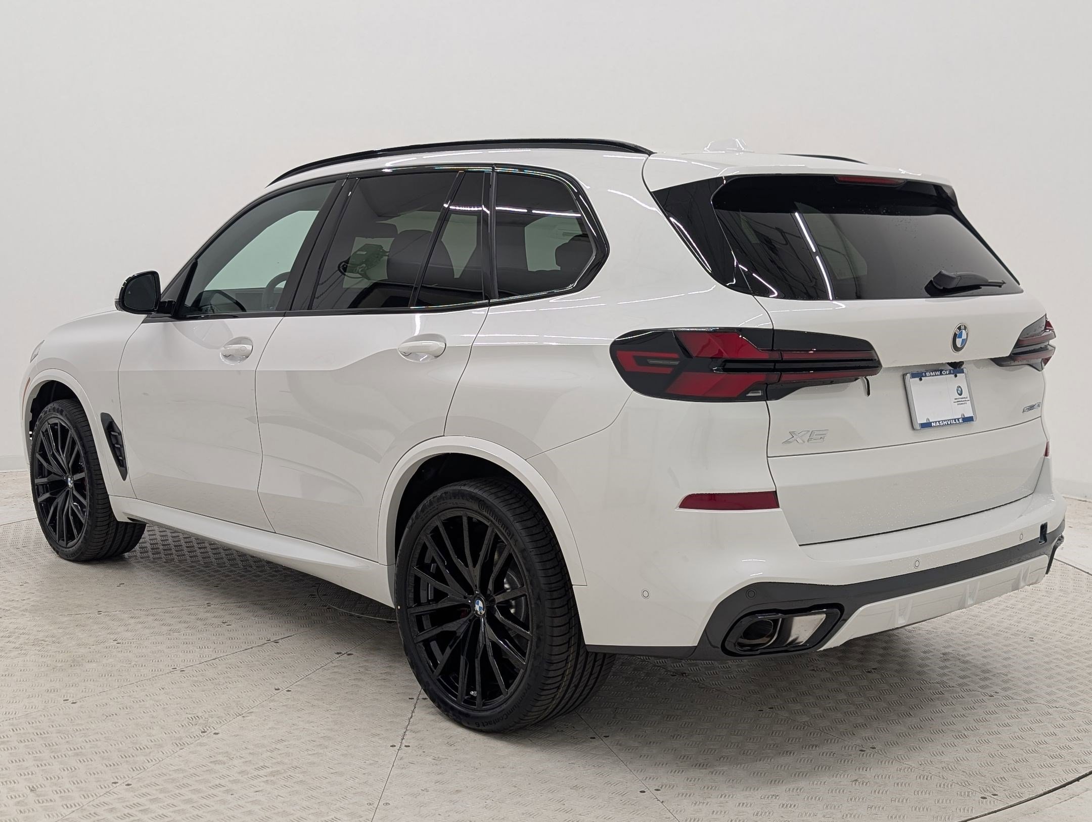 2026 Bmw X5 sDrive40i photo 3