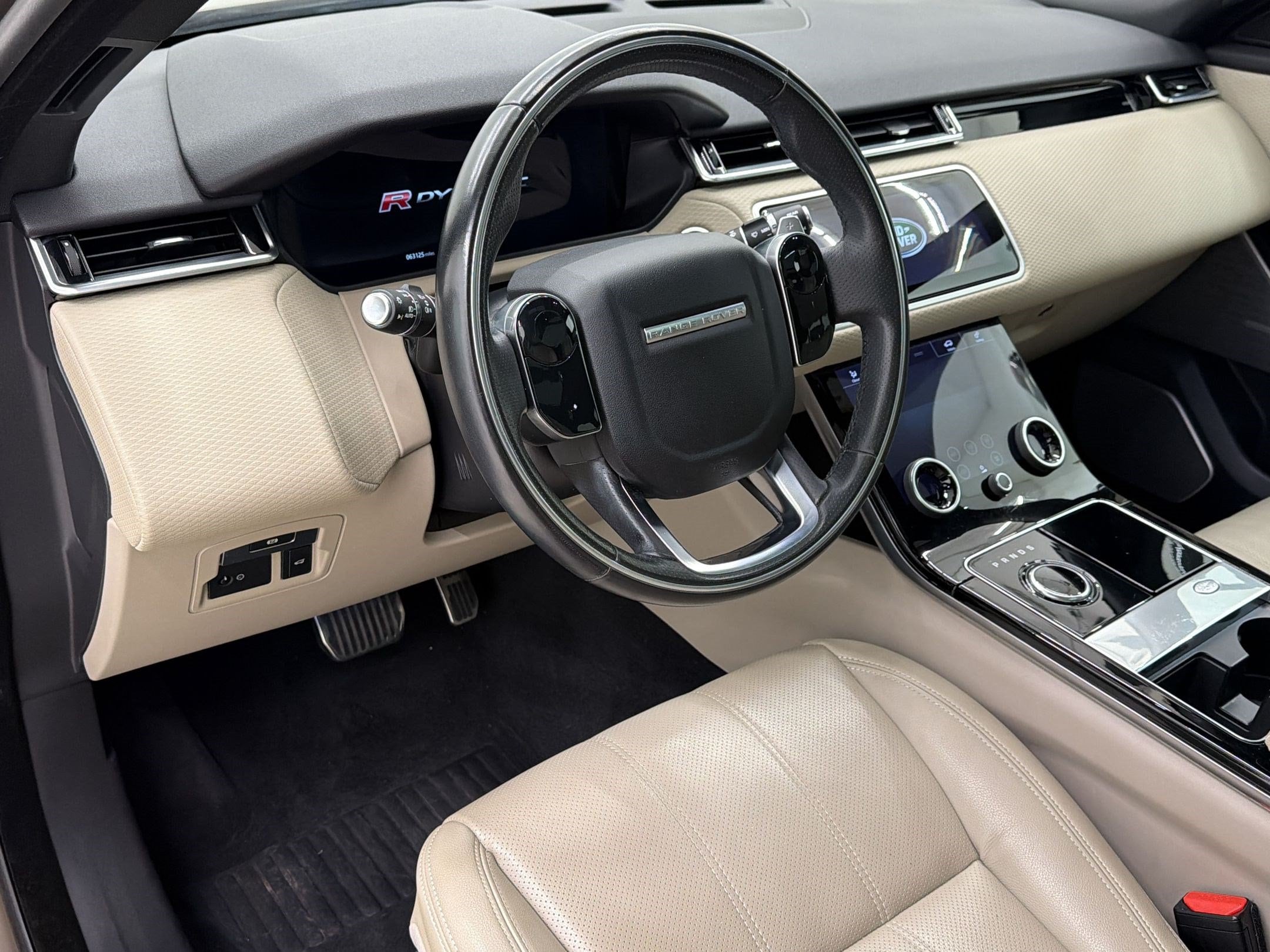 Range Rover Velar R-Dynamic SE SUV
