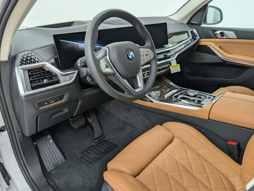 New 2026 BMW X7 xDrive40i SUV