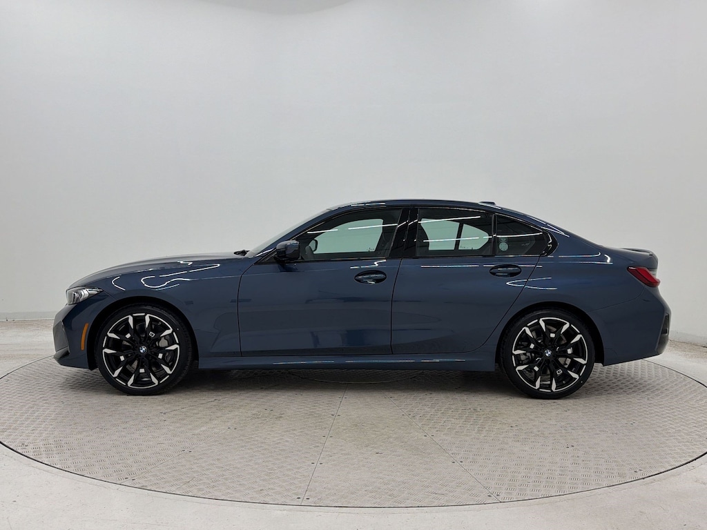 New 2026 BMW 330i xDrive Sedan