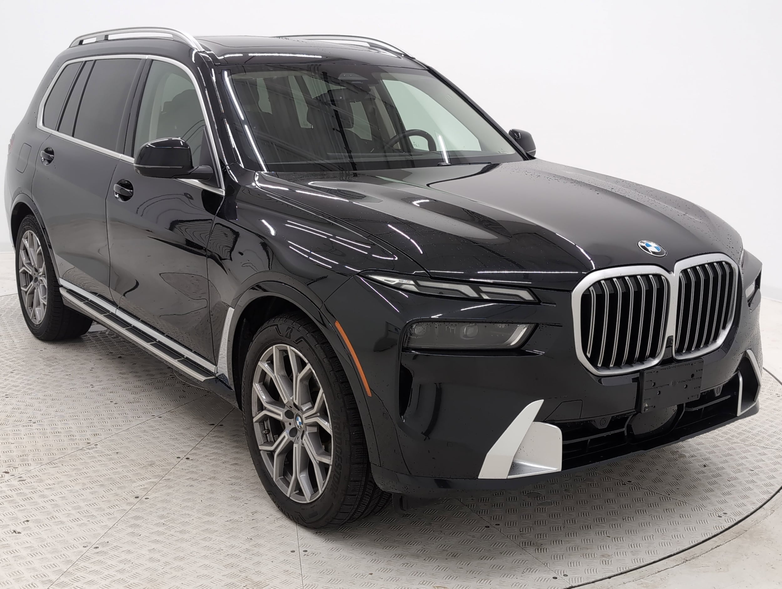 Used 2024 BMW X7 40i with VIN 5UX23EM02R9S90949 for sale in Nashville, TN
