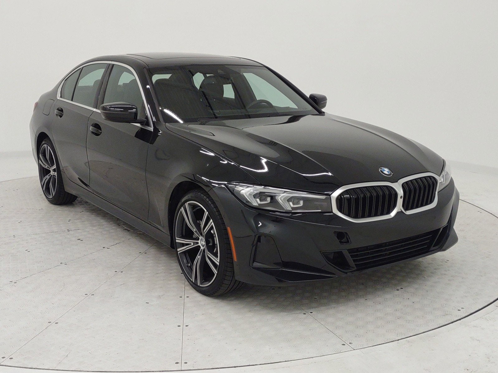 Used 2024 BMW 3 Series 330i with VIN 3MW69FF03R8D87265 for sale in Nashville, TN