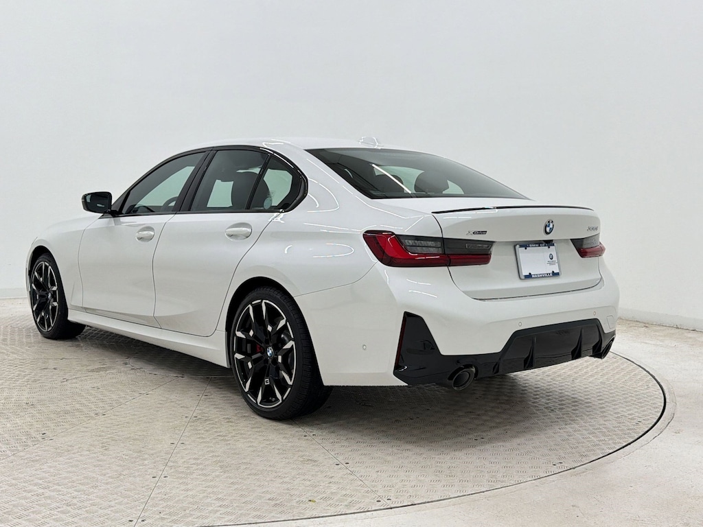 New 2026 BMW 330i xDrive Sedan