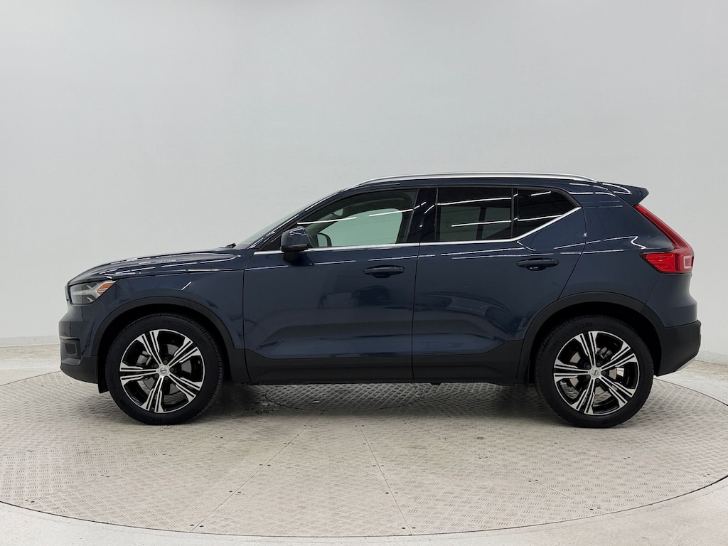 Used 2021 Volvo XC40 Inscription SUV