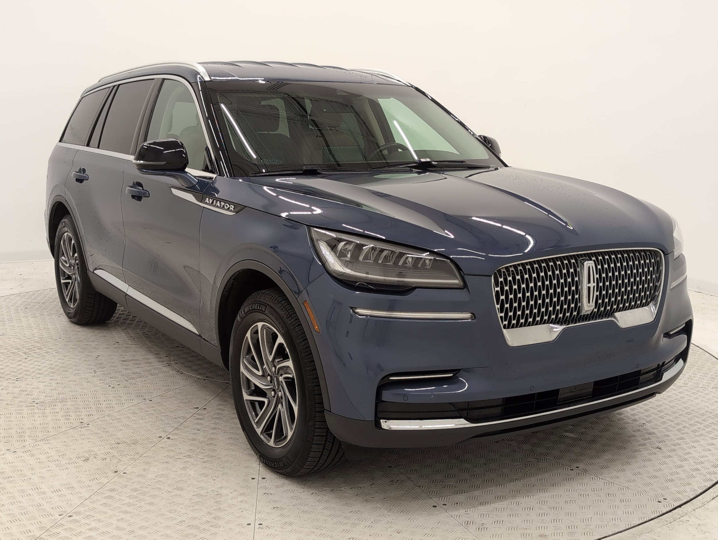 Used 2021 Lincoln Aviator Base with VIN 5LM5J6XC6MGL15493 for sale in Nashville, TN