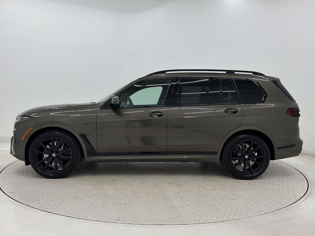 New 2027 BMW X7 xDrive40i SUV