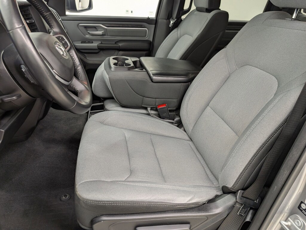 2021 Ram 1500 Big Horn photo 4