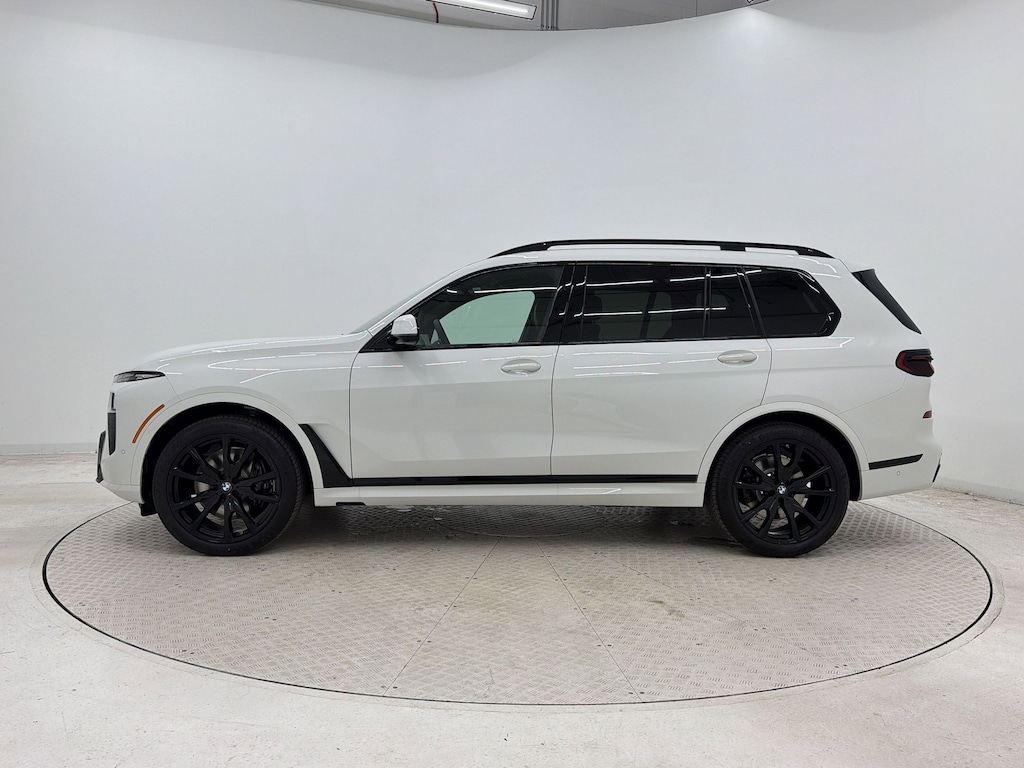 New 2027 BMW X7 xDrive40i SUV