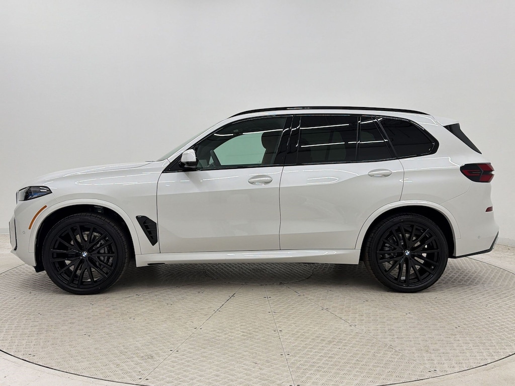 New 2026 BMW X5 xDrive40i SUV