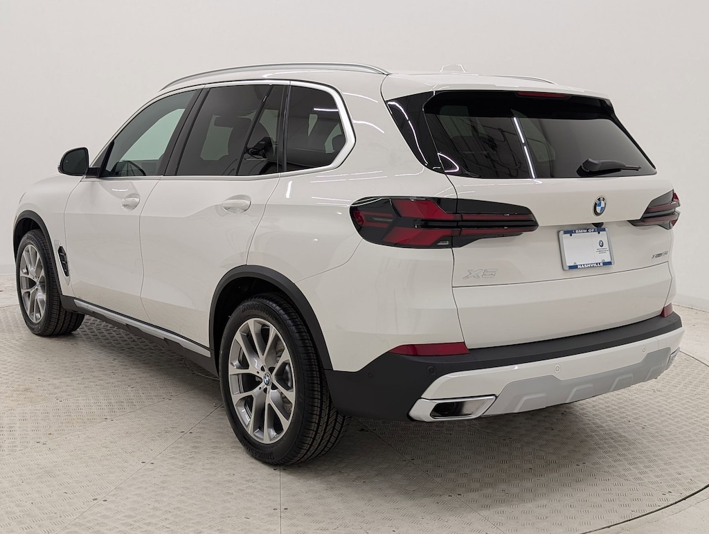 New 2026 BMW X5 xDrive40i SUV