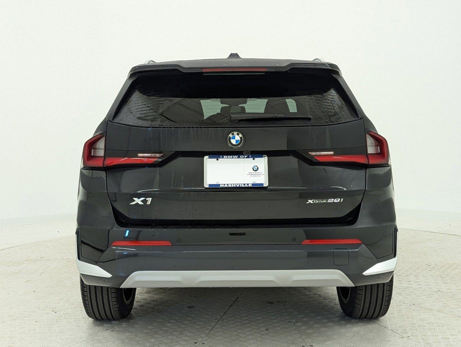 2025 BMW X1 28i - Photo 10