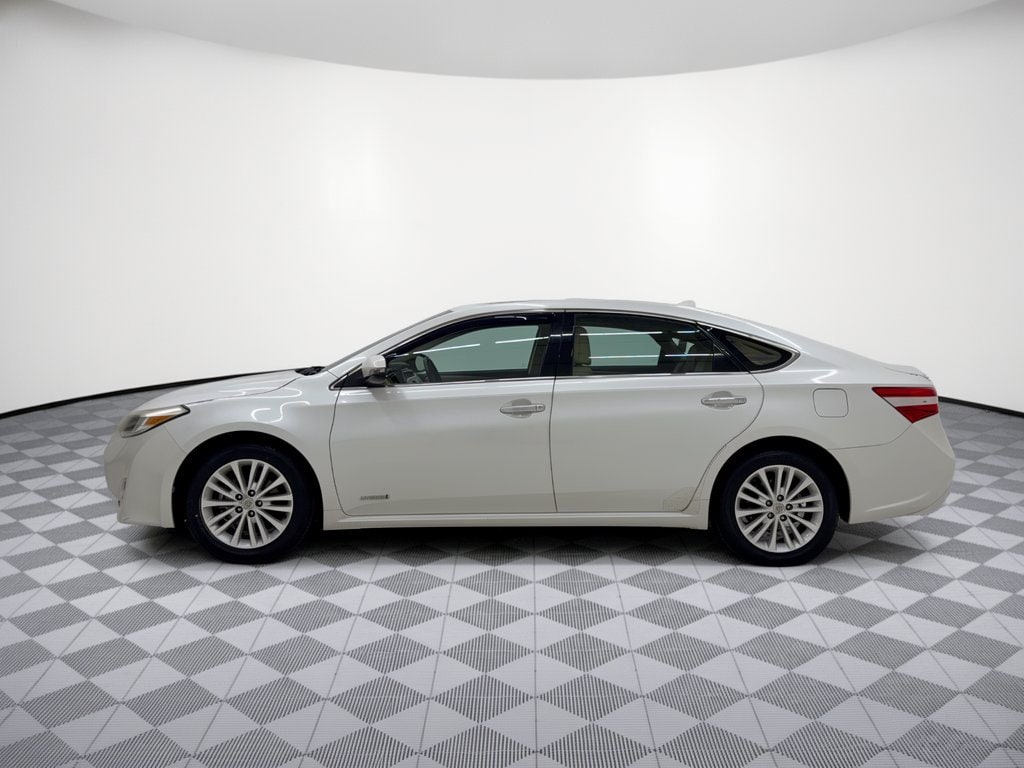 Used 2014 Toyota Avalon Limited Hybrid with VIN 4T1BD1EB5EU033181 for sale in Brentwood, TN