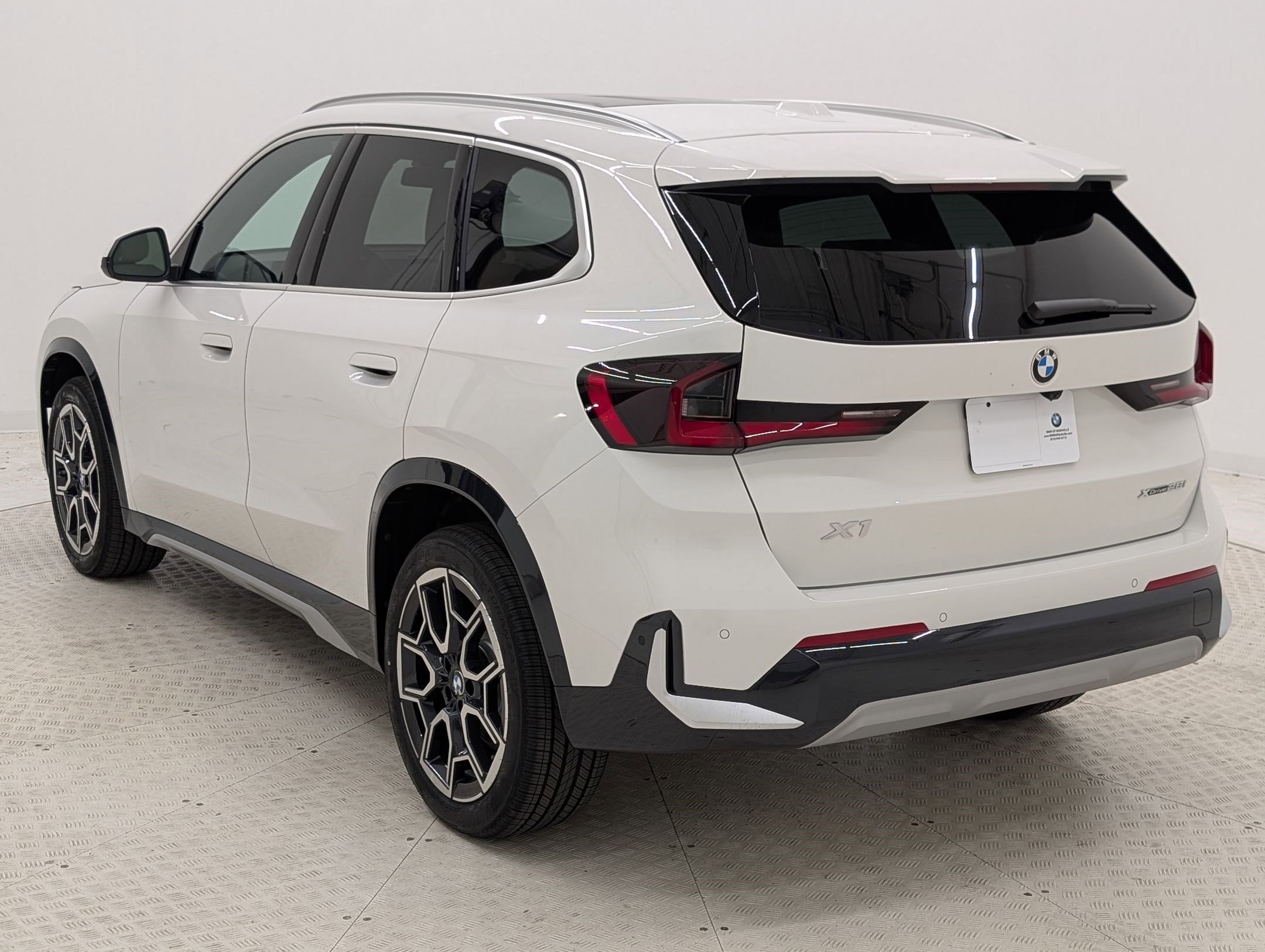 2026 Bmw X1 XDrive28i photo 3