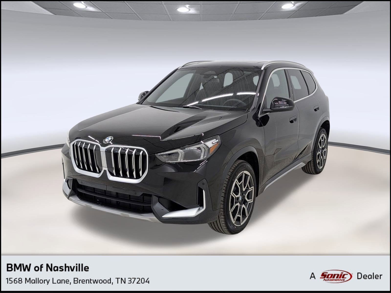 2025 BMW X1 28i's photo