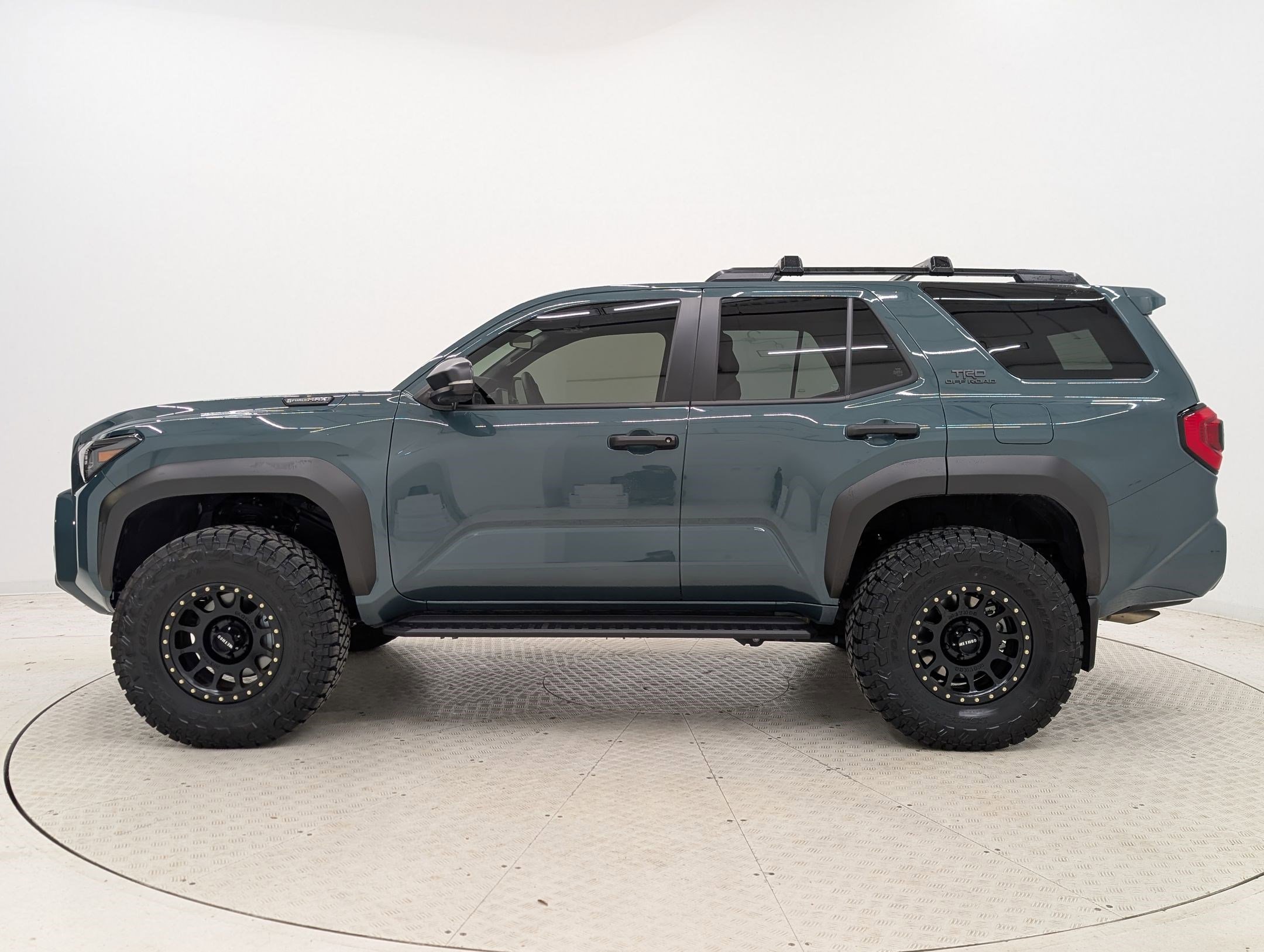2025 Toyota 4Runner TRD photo 2