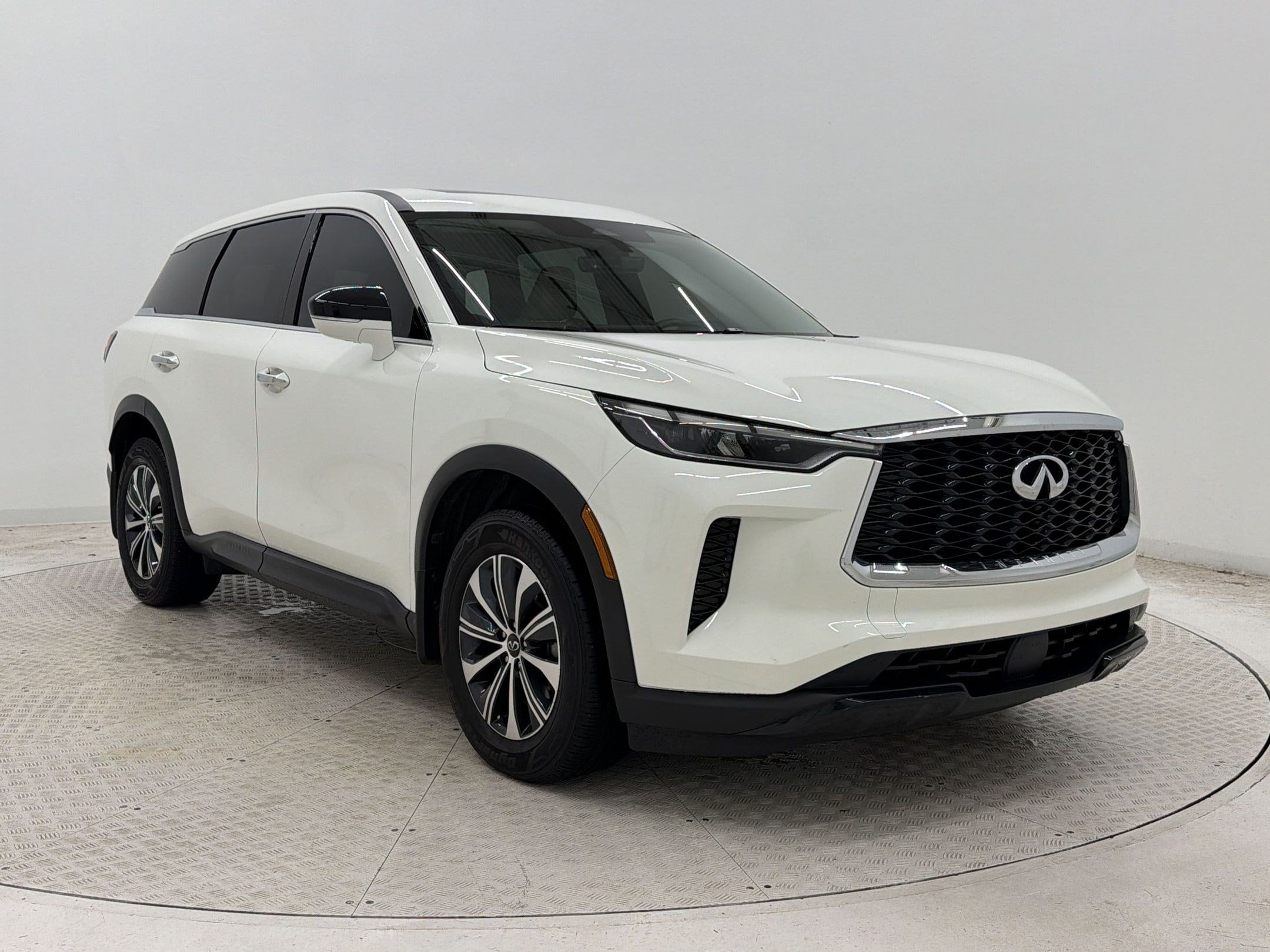 QX60 PURE SUV