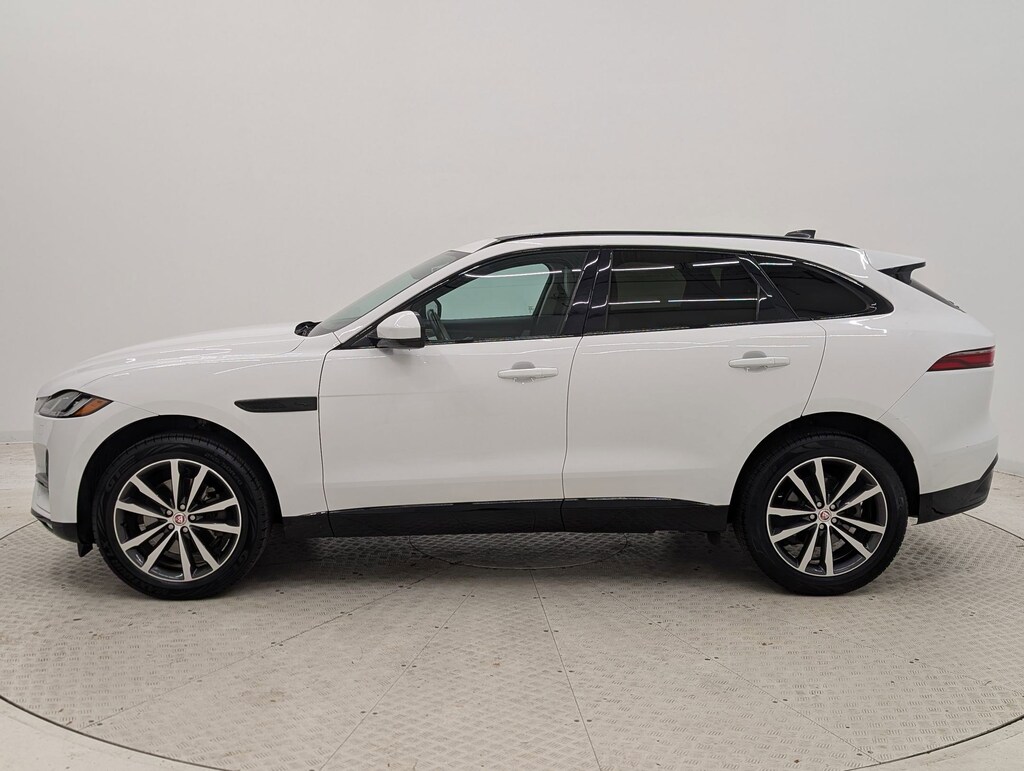 2023 Jaguar F-PACE P250 S photo 2