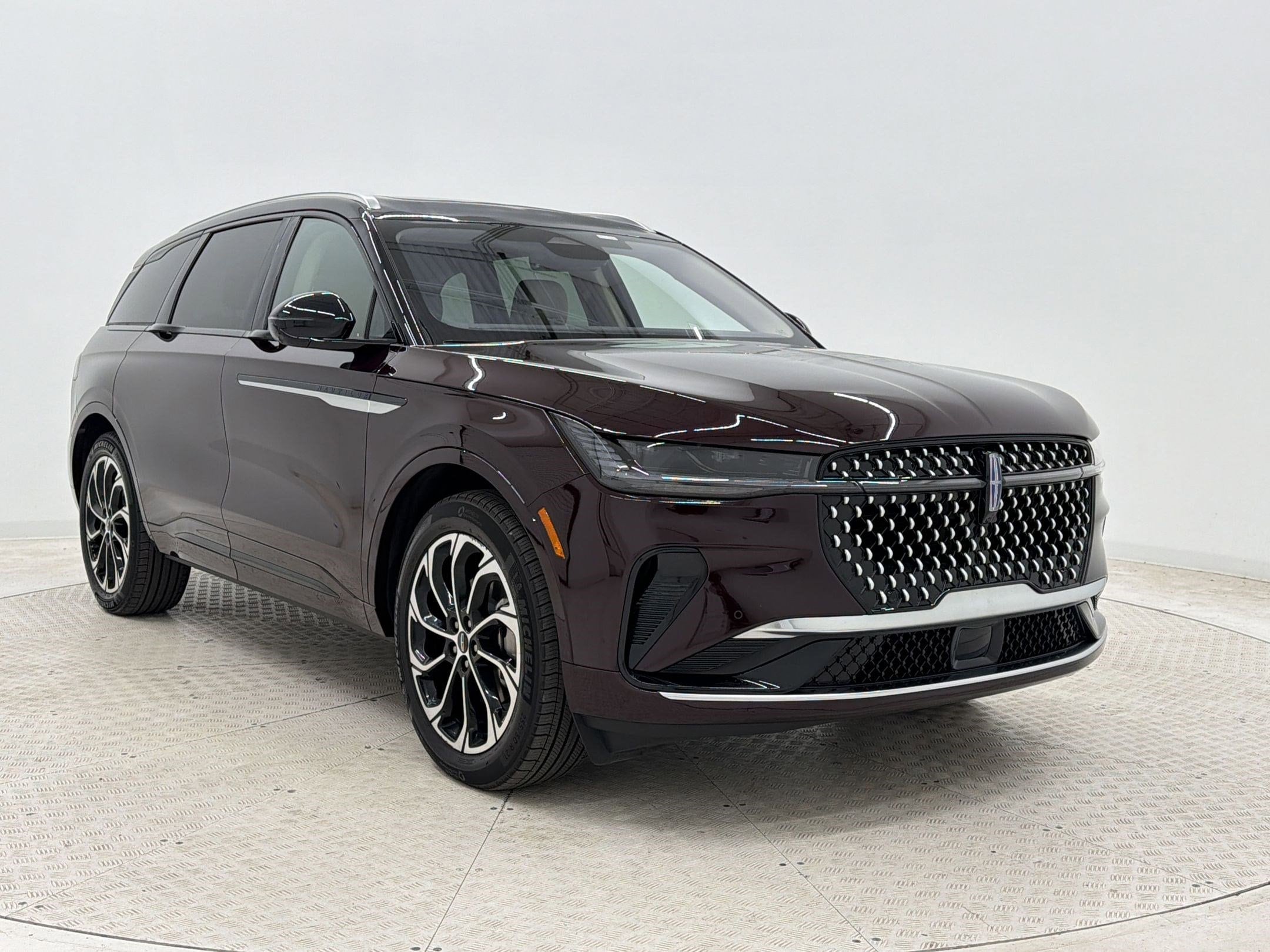 Nautilus Reserve SUV