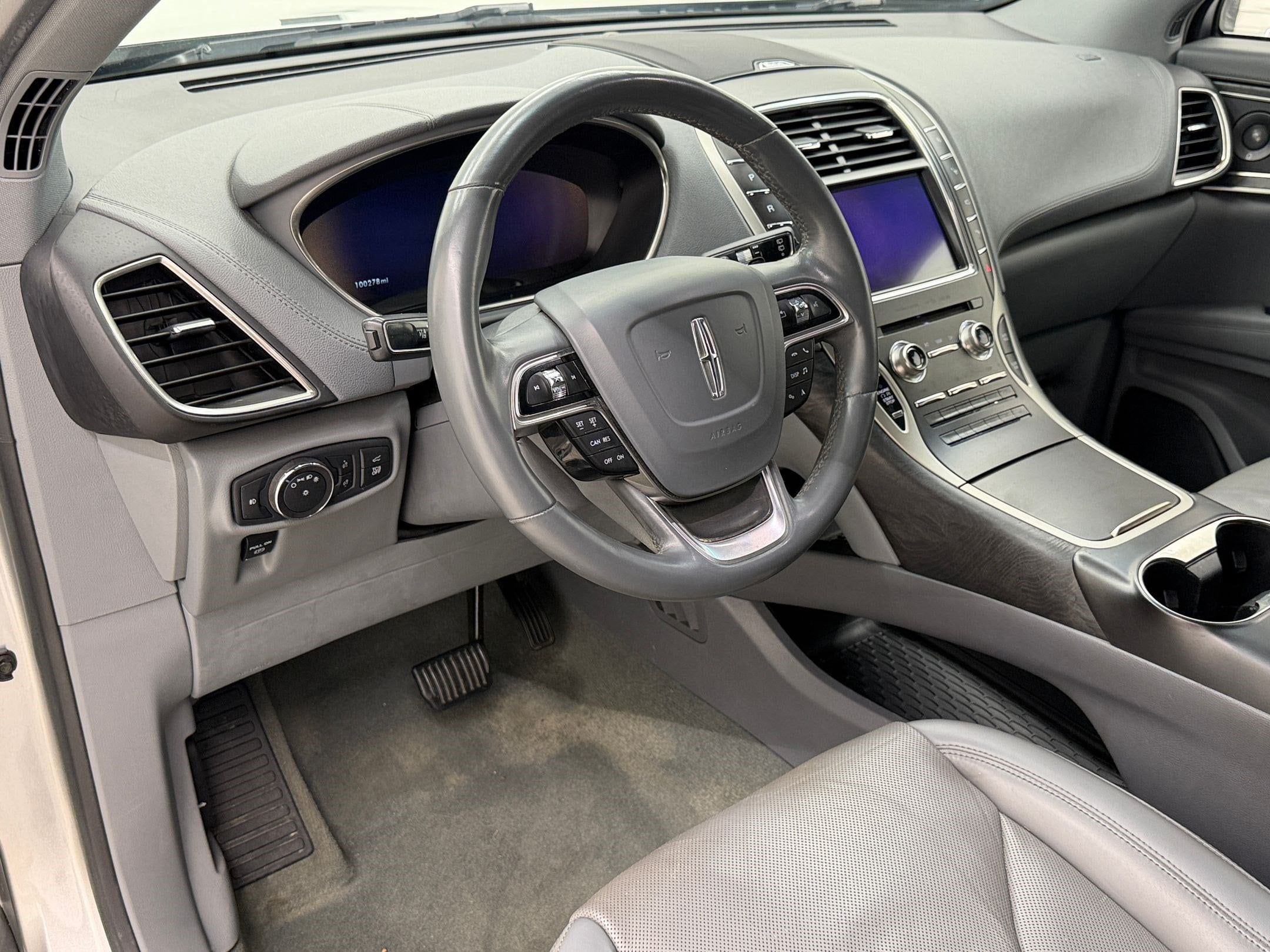 Nautilus Reserve SUV