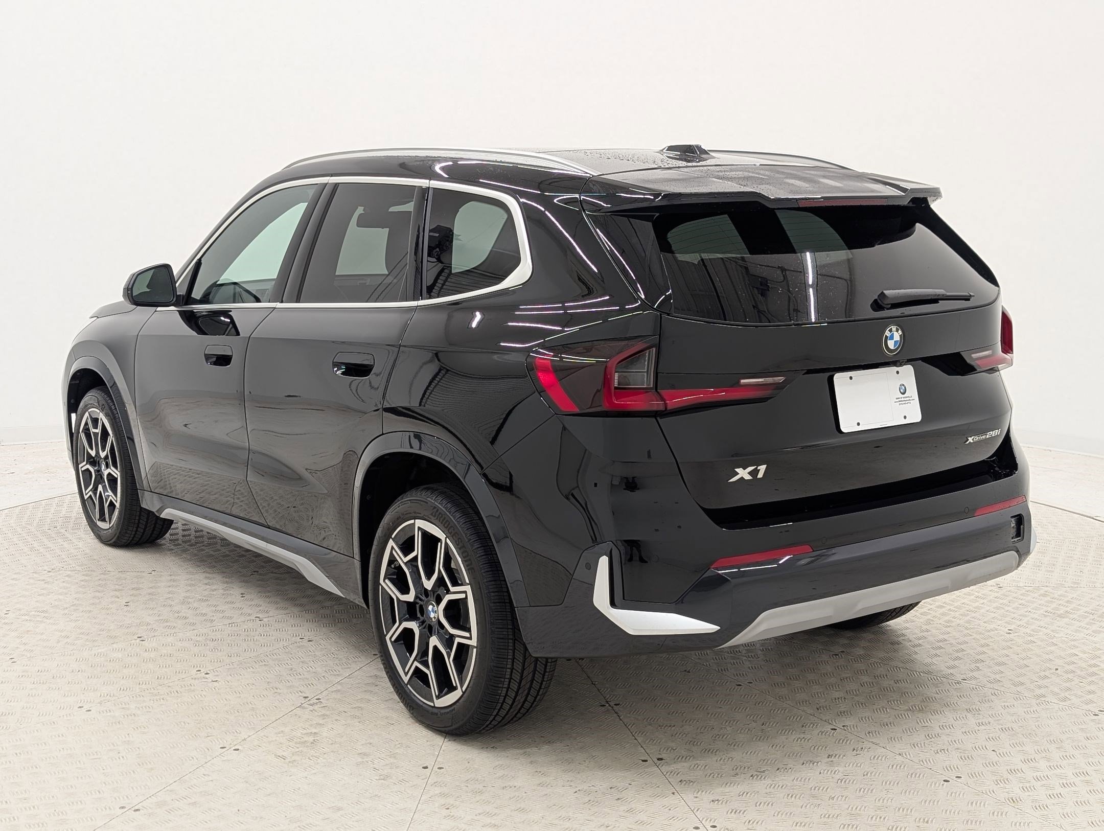 2026 Bmw X1 XDrive28i photo 3