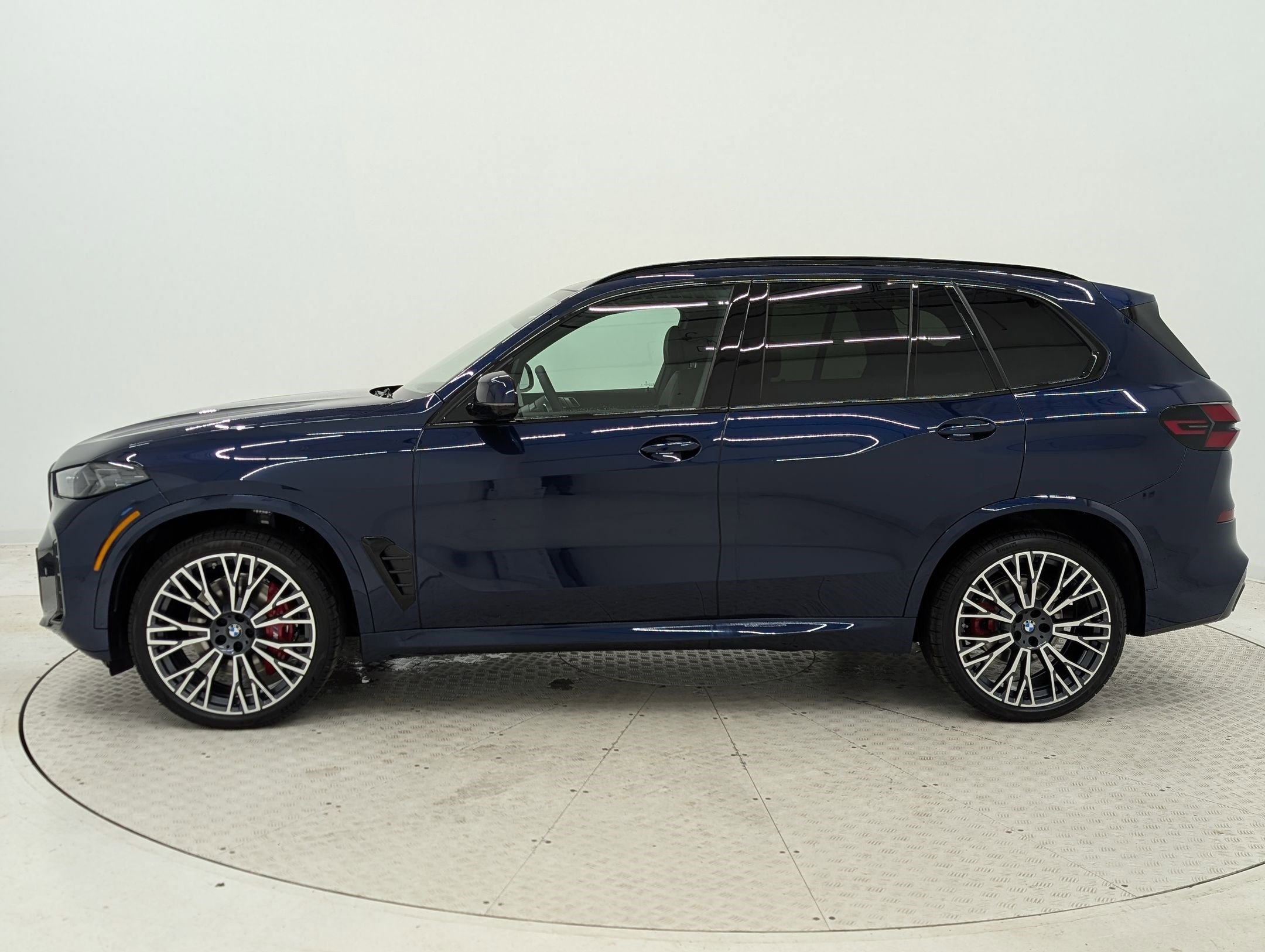 2026 Bmw X5 xDrive40i photo 2