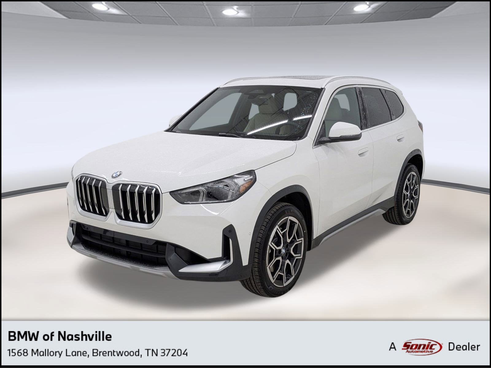 2025 BMW X1 28i's photo