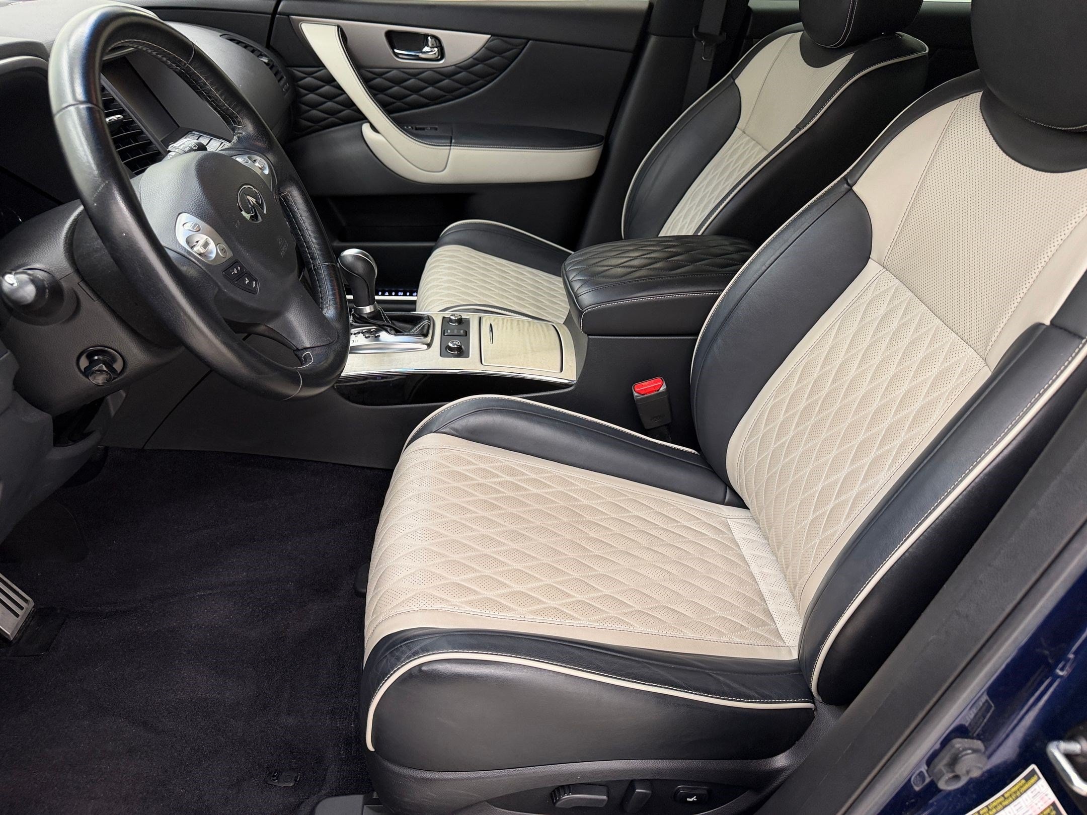 2017 INFINITI QX70 QX70 (RWD) SUV