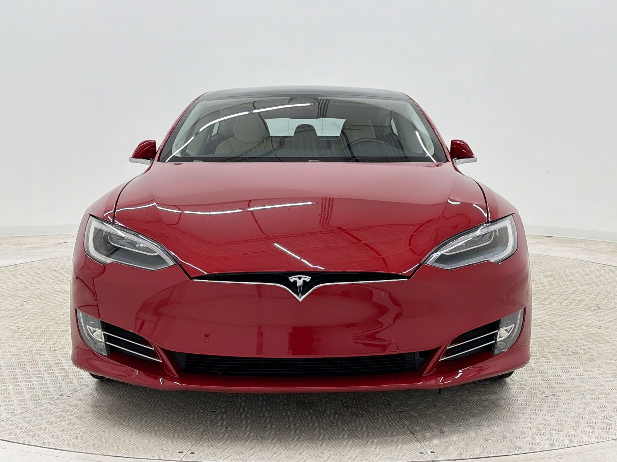 Model S 100D Hatchback
