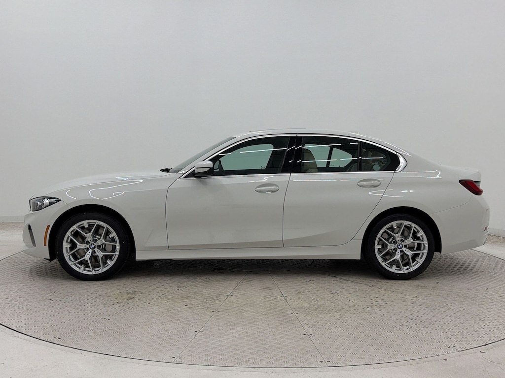 New 2026 BMW 330i xDrive Sedan