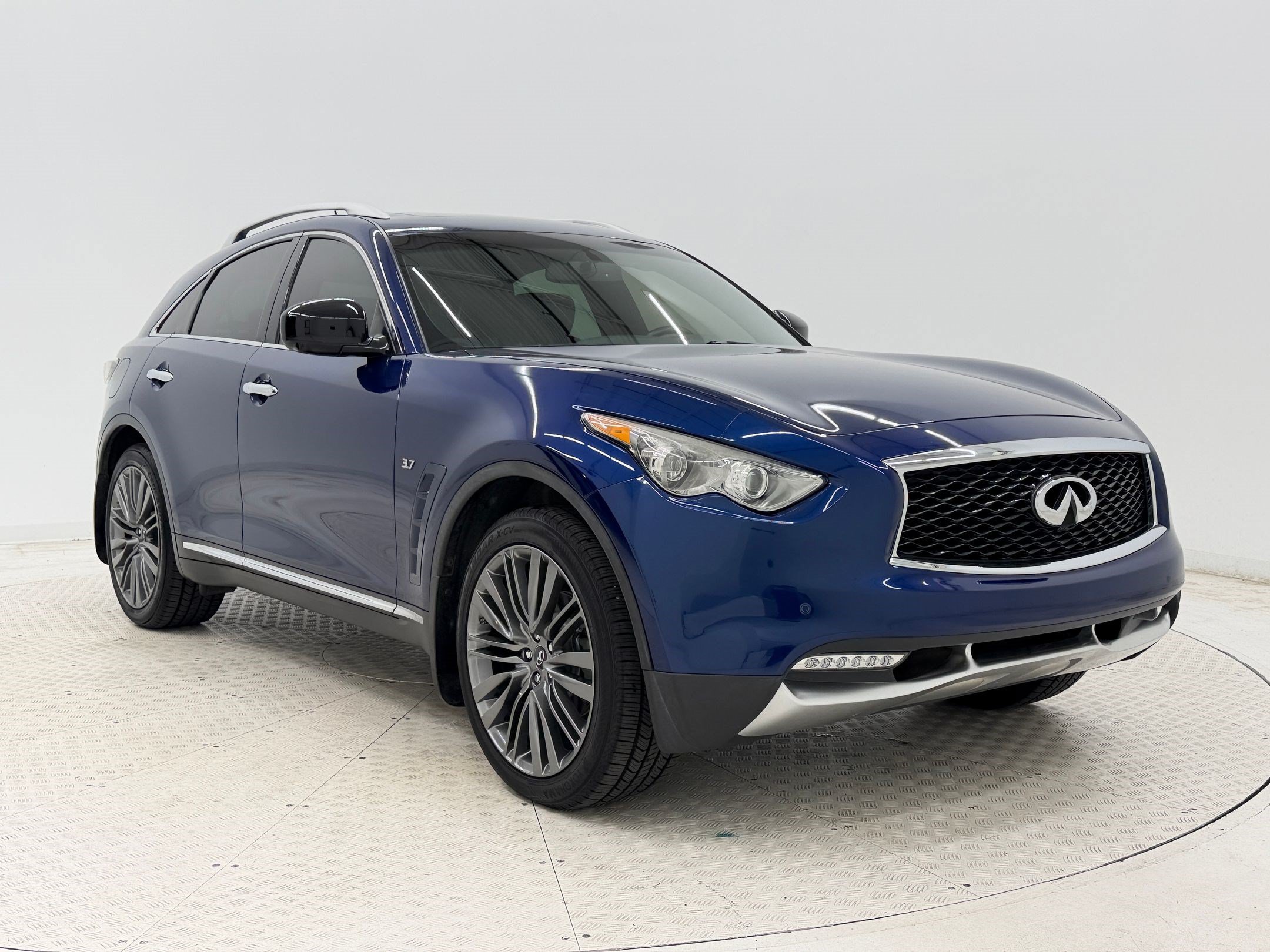 2017 INFINITI QX70 QX70 (RWD) SUV