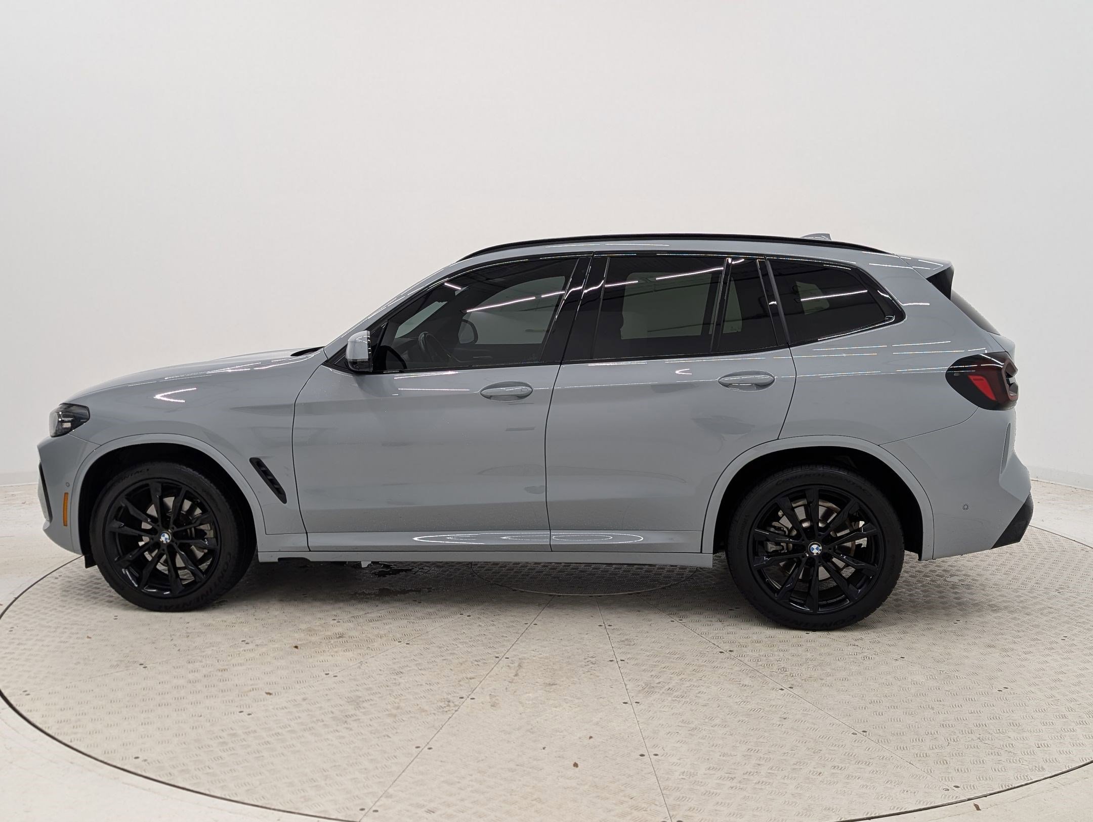 2023 Bmw X3 sDrive30i photo 2