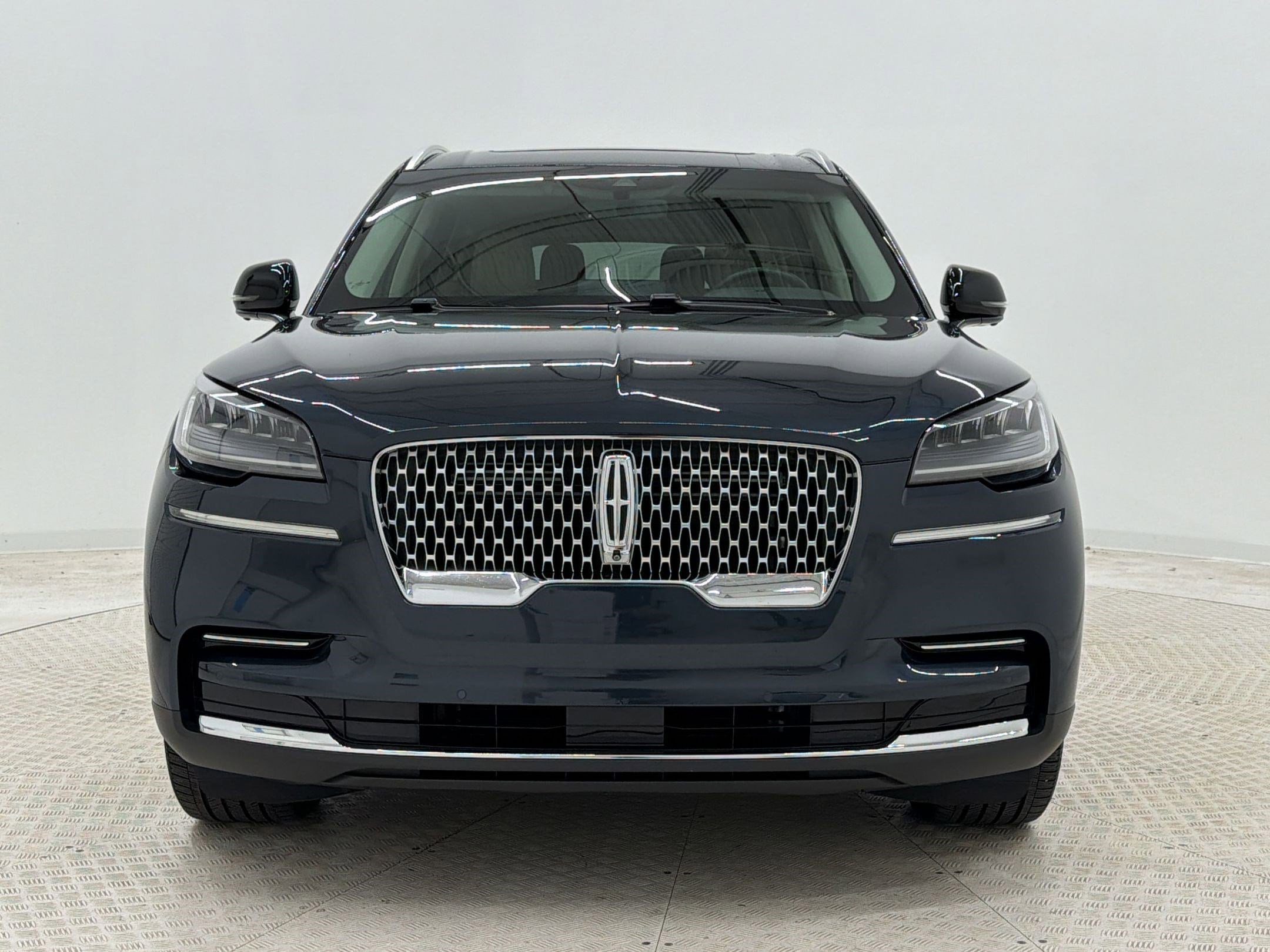 Aviator Reserve SUV