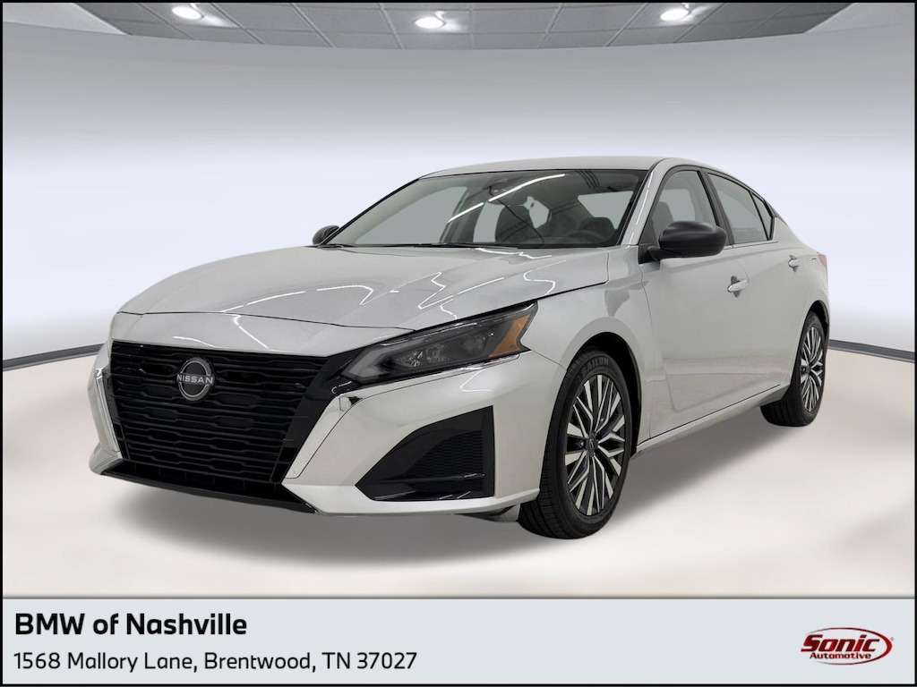 Used 2025 Nissan Altima SV Sedan