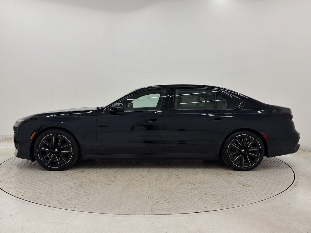 Certified 2025 BMW 760i Sedan