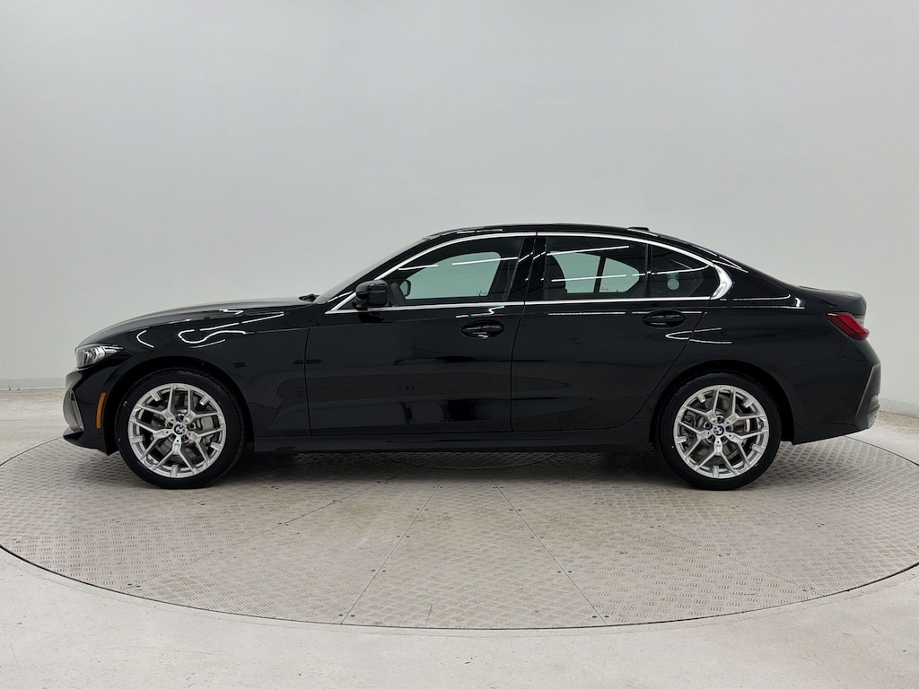 New 2026 BMW 330i xDrive Sedan