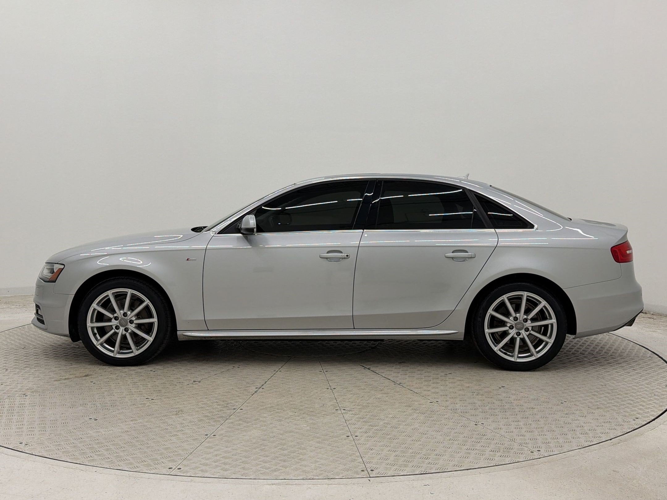 A4 Premium Plus Sedan