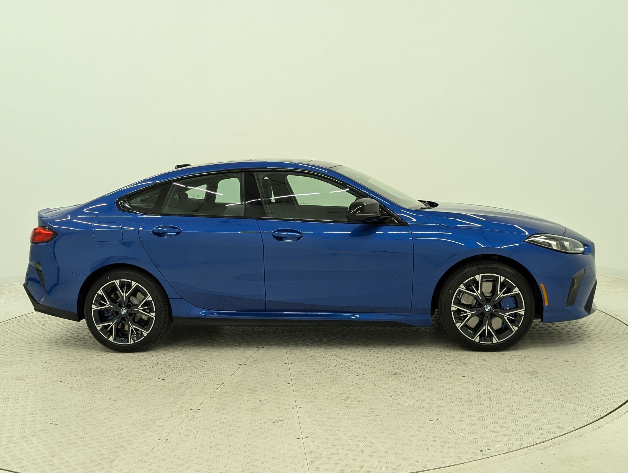 2026 BMW 2 Series M235 - Photo 8
