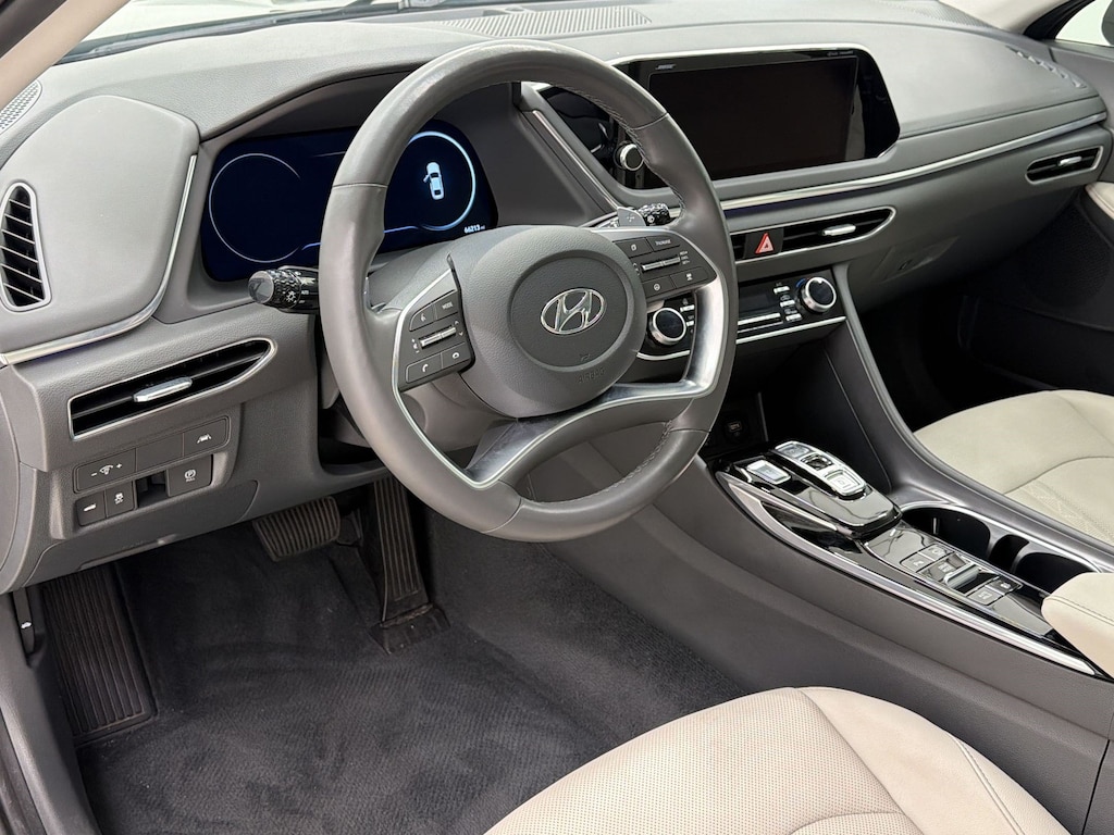 Used 2022 Hyundai Sonata Limited Sedan
