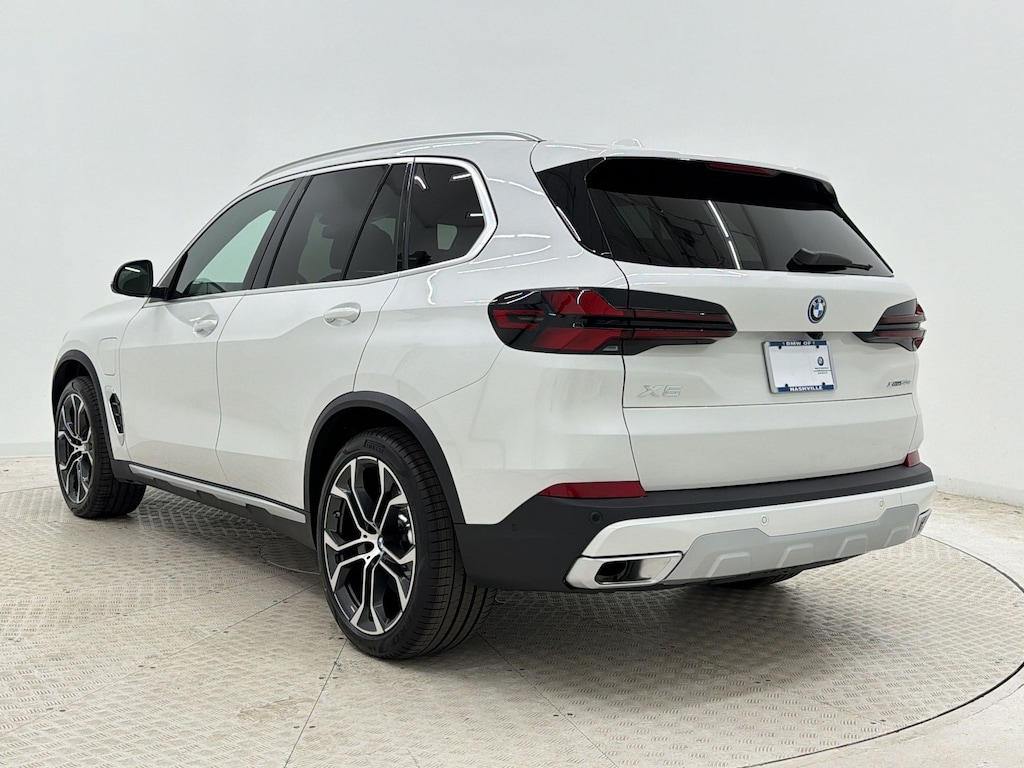New 2026 BMW X5 PHEV xDrive50e SUV